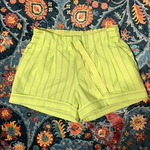 Lululemon break away short